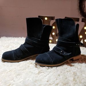 Kelsi Dagger Cyan Suede Booties - Black